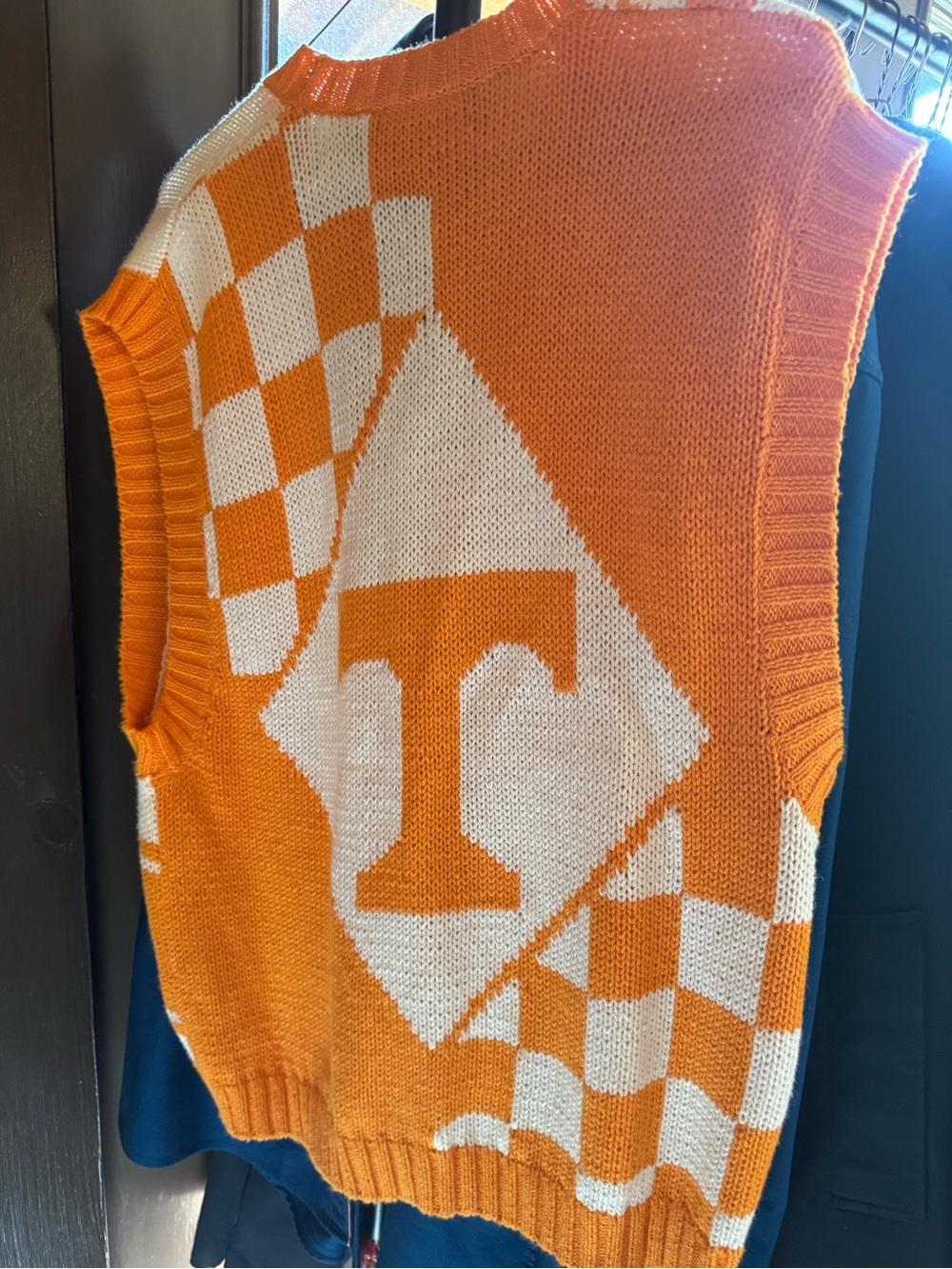 Vintage Orange & White Knit Vest TN VOLS EUC - Picture 2 of 3